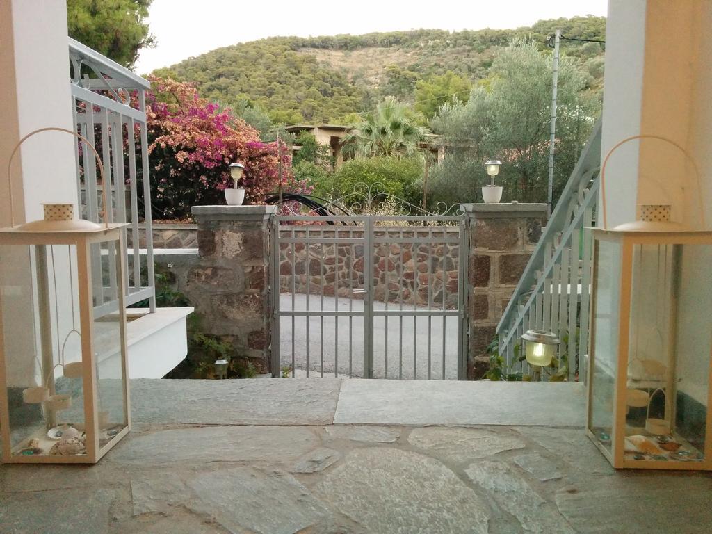 Panos Studios Poros Town Exteriér fotografie